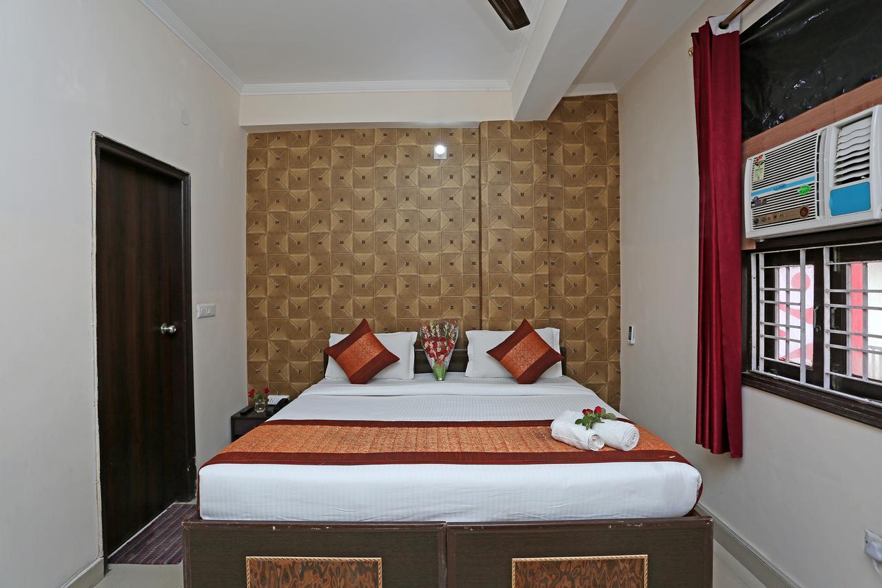 Hotel Avalon New Delhi Exteriör bild