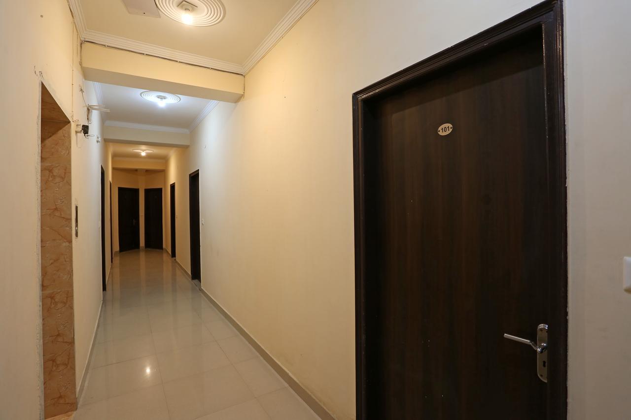 Hotel Avalon New Delhi Exteriör bild