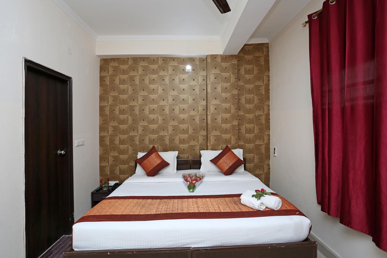 Hotel Avalon New Delhi Exteriör bild